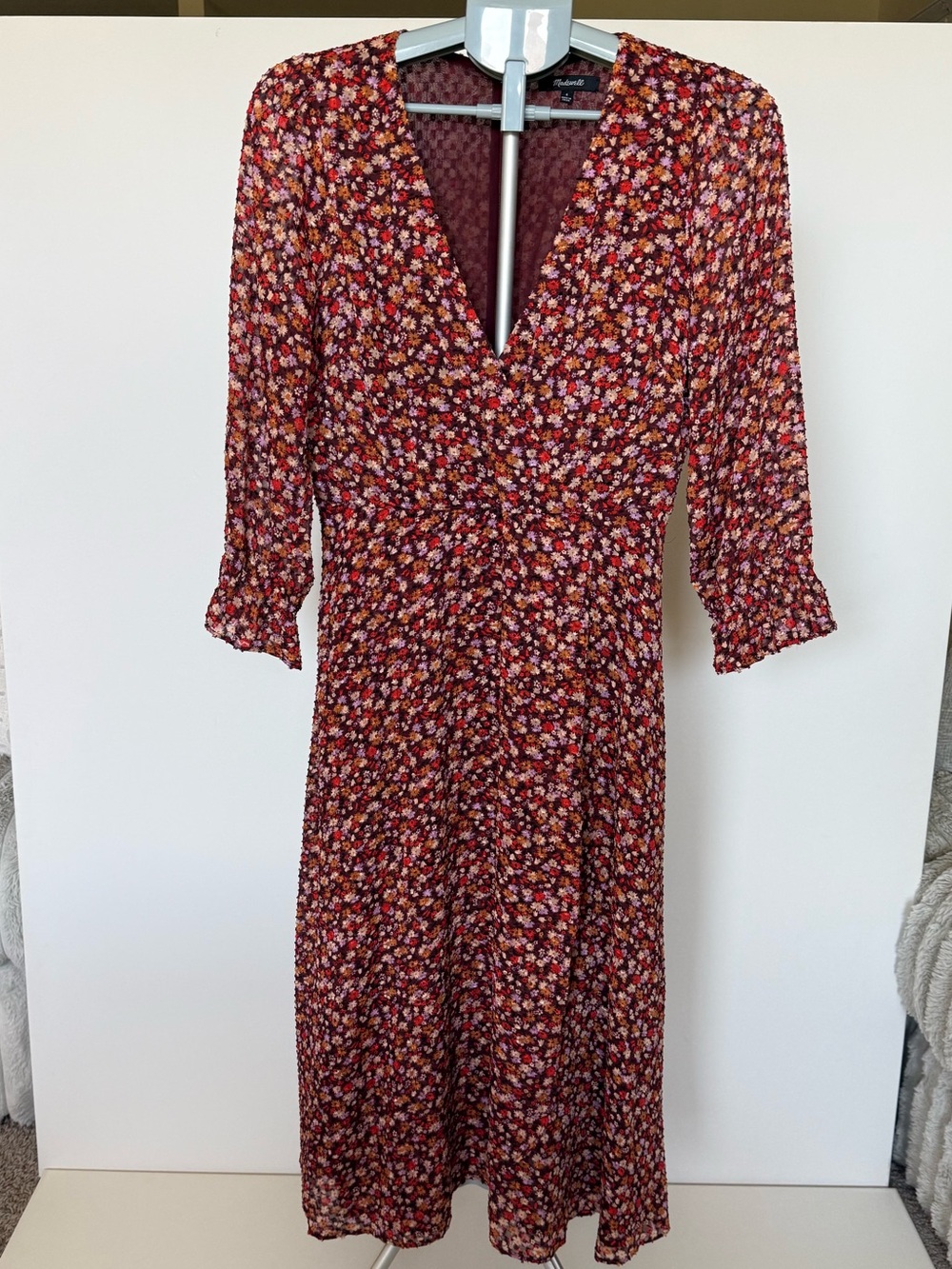 Madewell Floral Ruched Midi Dress Size 6 Burgundy Red 3/4 Sleeve V-Neck